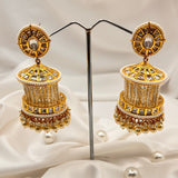Ameerah Ivory Kundan Earrings Set